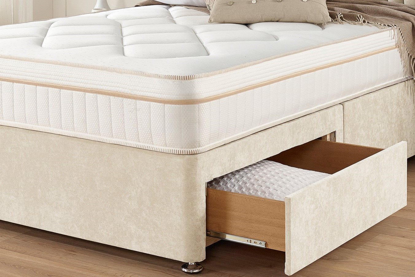 Aspire Grant Divan Bed Set in Napoli Linen